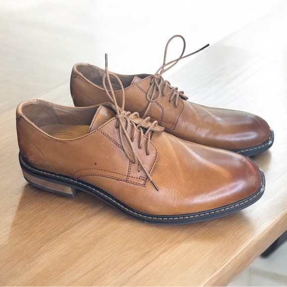 Vionic - Picture 2 of 5